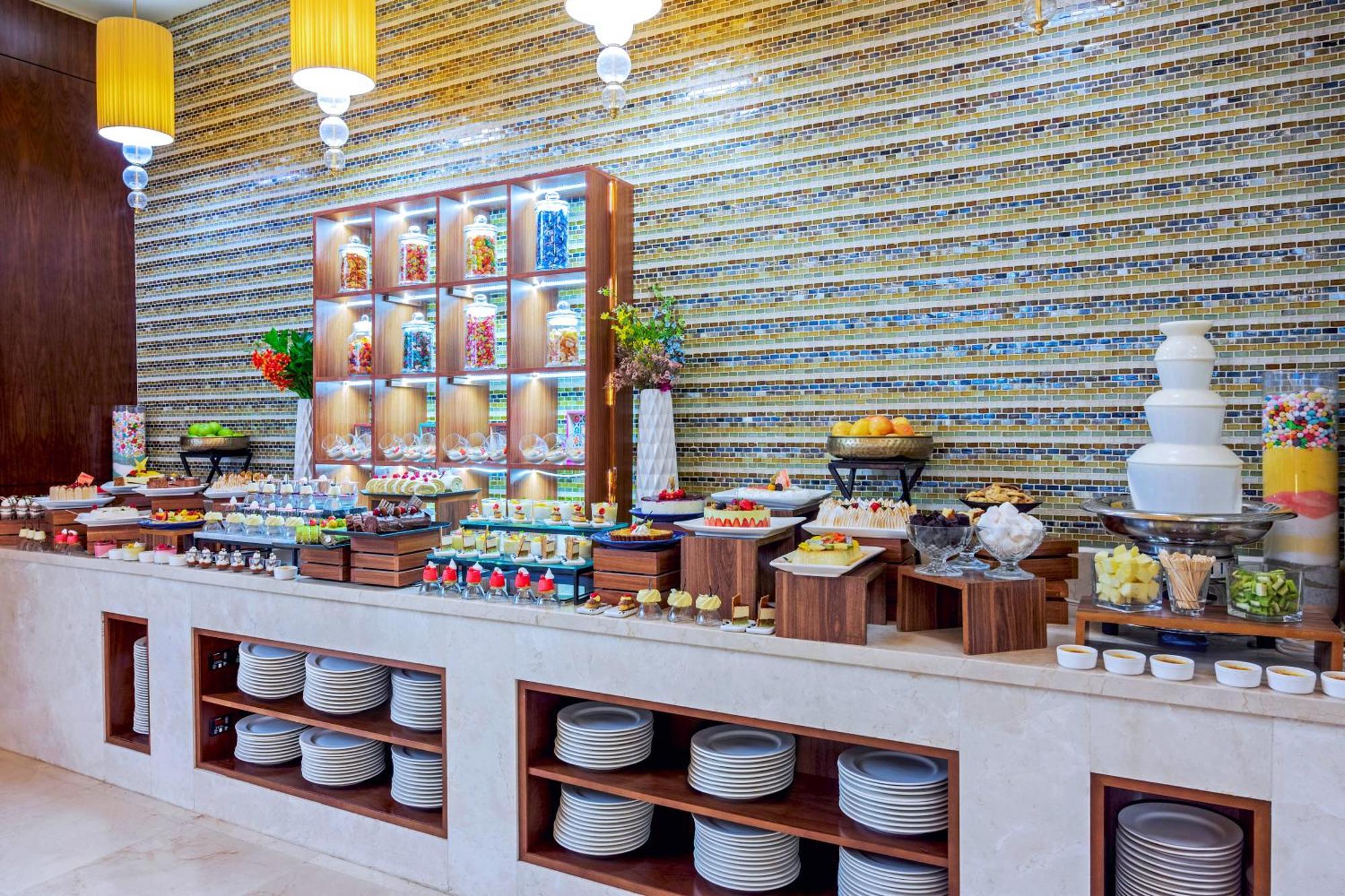 Hotel Grand Millennium Tabuk Esterno foto