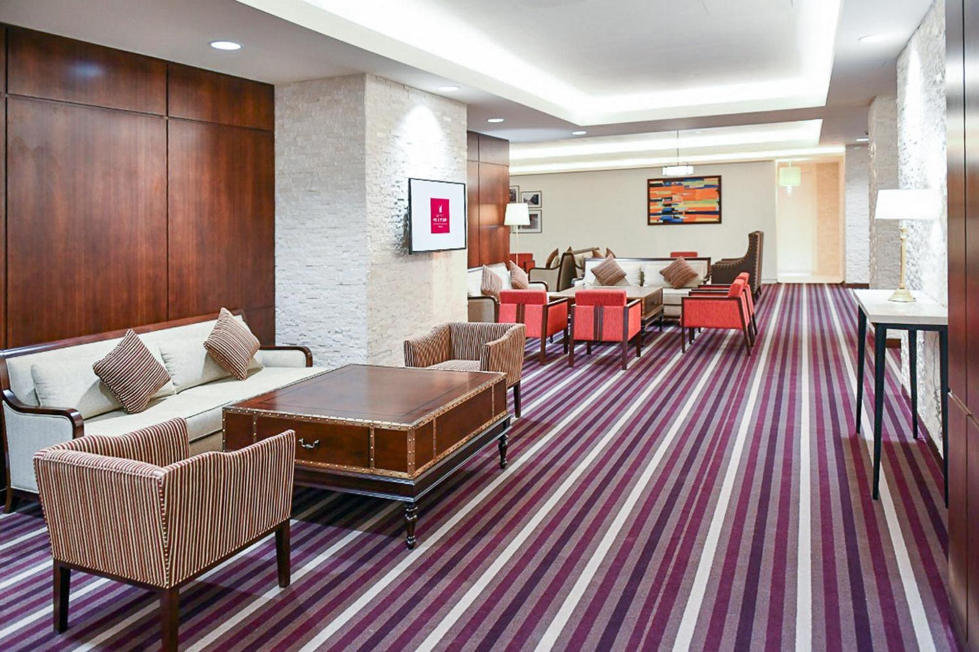 Hotel Grand Millennium Tabuk Esterno foto